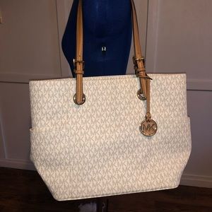 🔅Large Micheal Kors Tote🔅